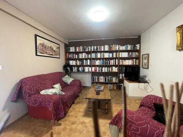 Paillé (17470) SPECIAL INVESTISSEUR propriété avec 2 maisons Piscine Pool House Hanger atelier sur parcelle de 3000m²
