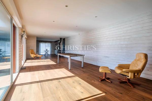 BISCARROSSE : Maison contemporaine en bois avec piscine