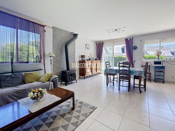 Maison à vendre proche plage de Beg Lann -Terrain de 800 m² et accès bateau