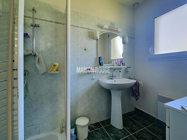Maison à vendre proche plage de Beg Lann -Terrain de 800 m² et accès bateau