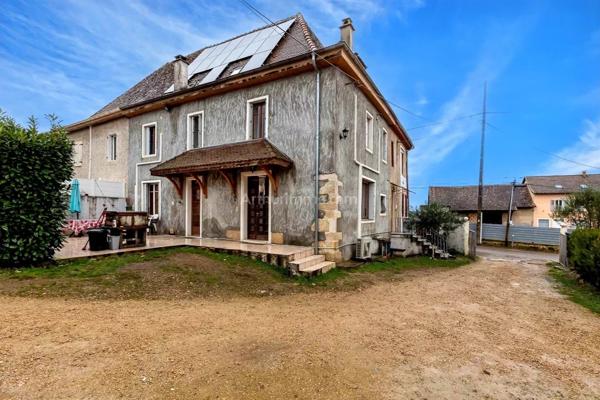 Vente Maison 13 pièces 220 m2 à Les Avenières Veyrins-Thuellin
