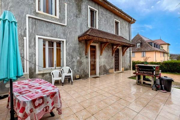Vente Maison 13 pièces 220 m2 à Les Avenières Veyrins-Thuellin