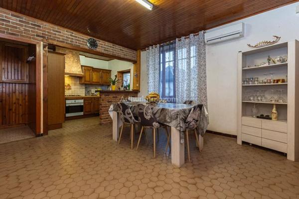 Vente Maison 13 pièces 220 m2 à Les Avenières Veyrins-Thuellin
