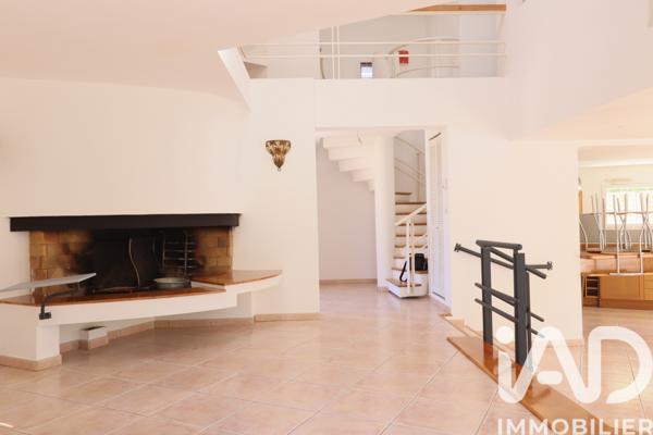 Maison à vendre 5 pièces 238 m² Marseille 9