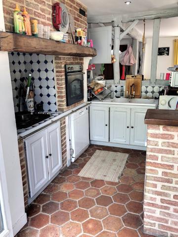 Maison familiale, jardin arboré