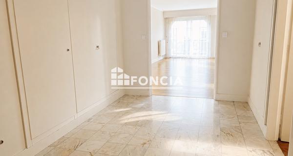 À vendre Appartement 4 pièces 118.79 m² - Versailles 78000