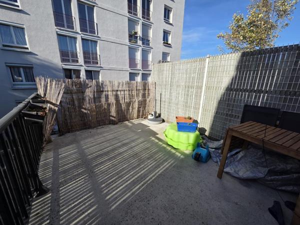 Maison 3 chambres garage jardinet terrasse