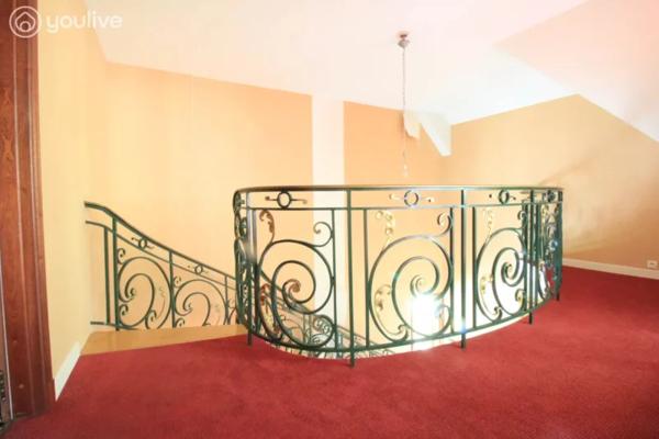 Propriété d’architecte de 316 m² sur un terrain de 14000 m²