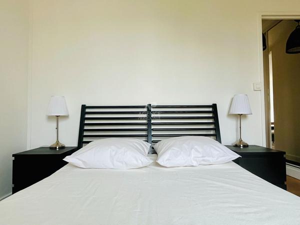 "Versailles Avenue des Etats Unis" Jolie 2 pièces meublé de 43m² avec vue dégagée et place de parking ! Loyer 1 100 €/mois charges comprises **  - Référence  27355