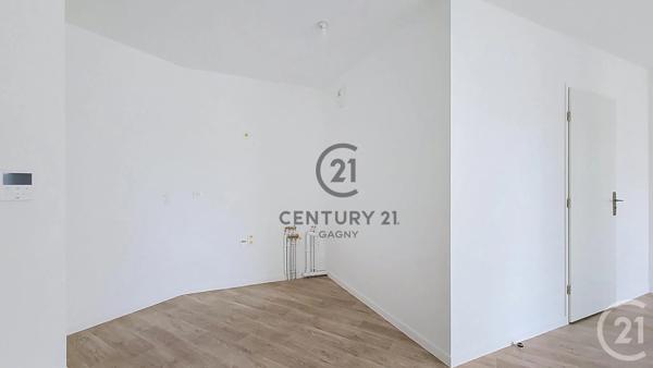 Appartement F1 à vendre  1 pièce - 32 m 2   GAGNY  - 93