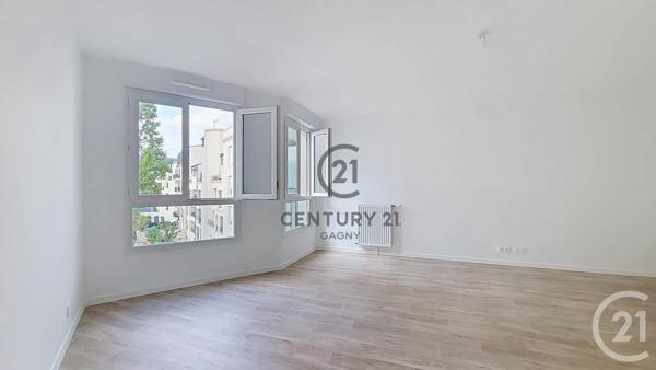 Appartement F1 à vendre  1 pièce - 32 m 2   GAGNY  - 93