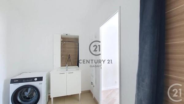 Appartement F1 à vendre  1 pièce - 32 m 2   GAGNY  - 93