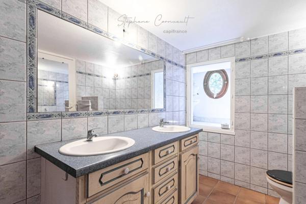 Maison en pierre de 171m² avec piscine