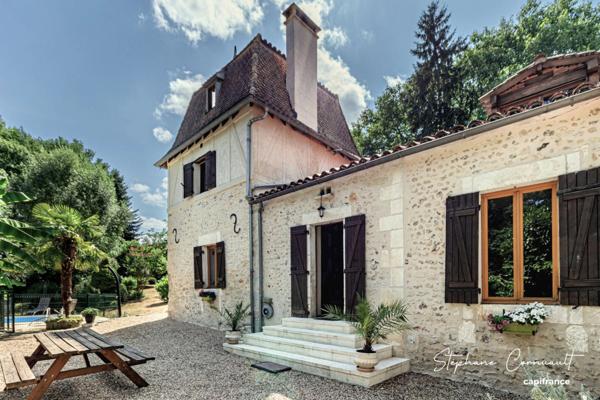 Maison en pierre de 171m² avec piscine