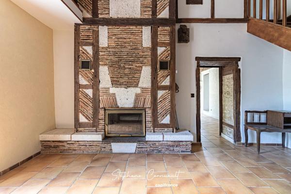 Maison en pierre de 171m² avec piscine