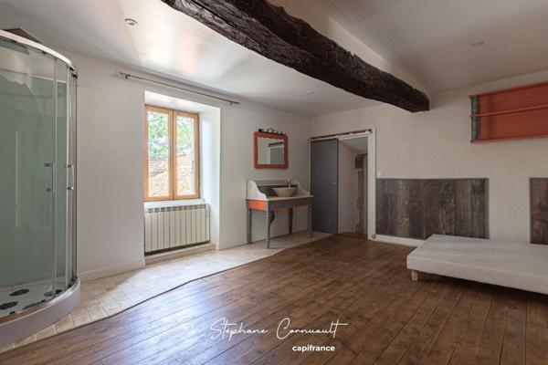 Maison en pierre de 171m² avec piscine