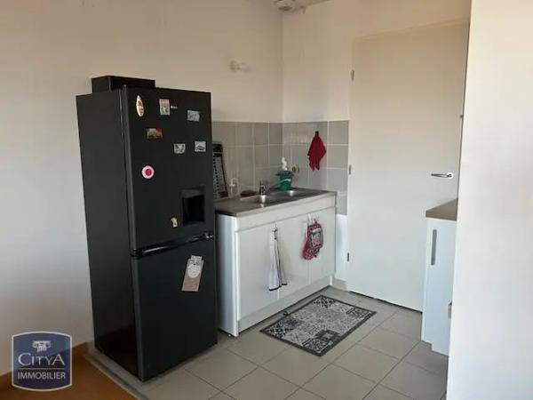 Appartement à louer 3 pièces 78.3m²