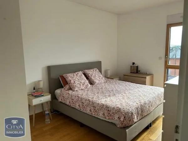 Appartement à louer 3 pièces 78.3m²
