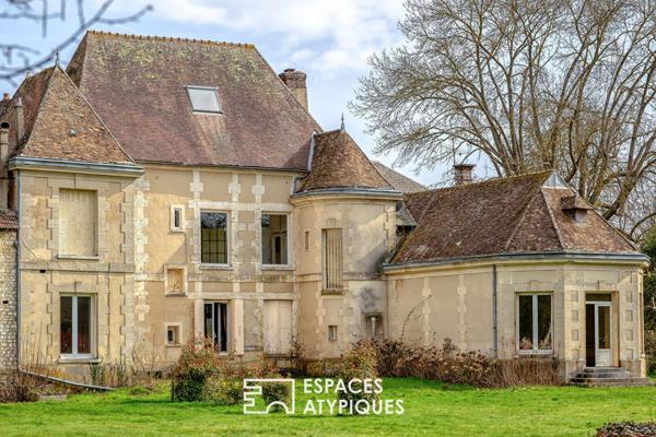 Domaine de prestige du XVIème siècle à restaurer