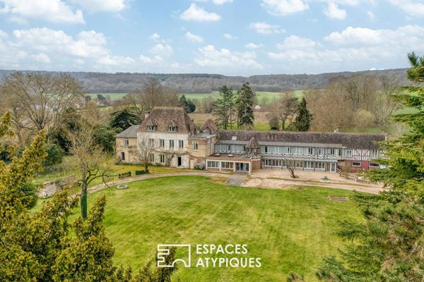 Domaine de prestige du XVIème siècle à restaurer