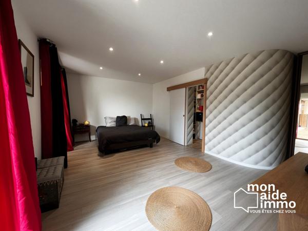 Maison en pierre 162m² 4 chambres COUTRAS CENTRE