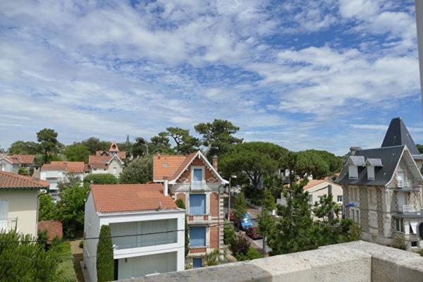 17200 ROYAN SUPERBE STUDIO MEUBLE/ T1 ROYAN - 35.27 m2