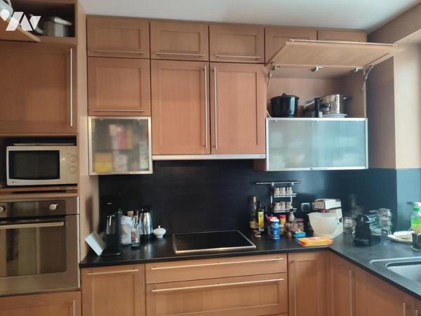 Valence - Plein coeur de ville Hôtel particulier avec cour intérieure, terrasse et garage.