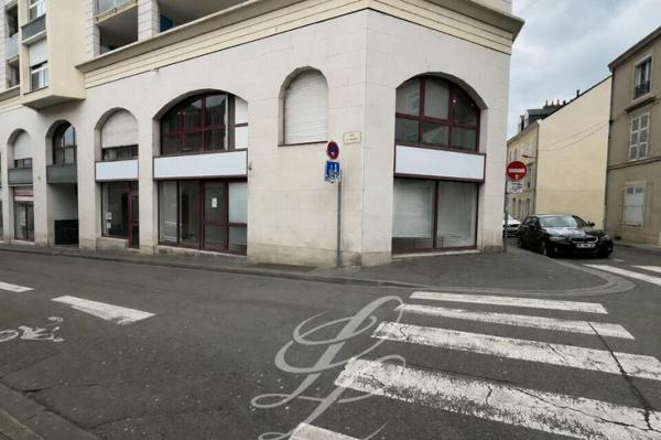 Location - COMMERCE 70 m 2