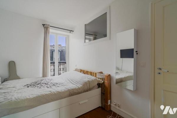 T2 - derneir étage vue tour Eiffel