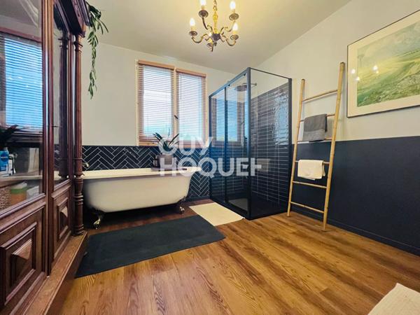 Maison Theix Noyalo 8 pièce(s) 151 m2