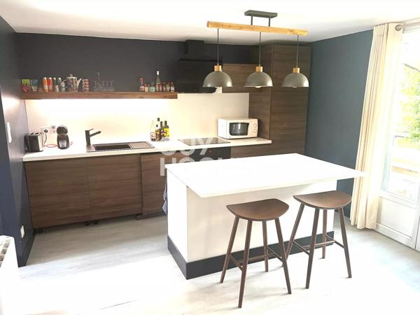 Maison Theix Noyalo 8 pièce(s) 151 m2