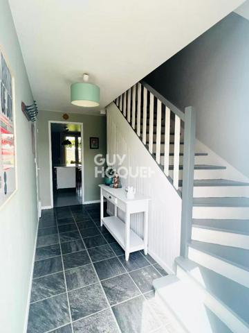 Maison Theix Noyalo 8 pièce(s) 151 m2