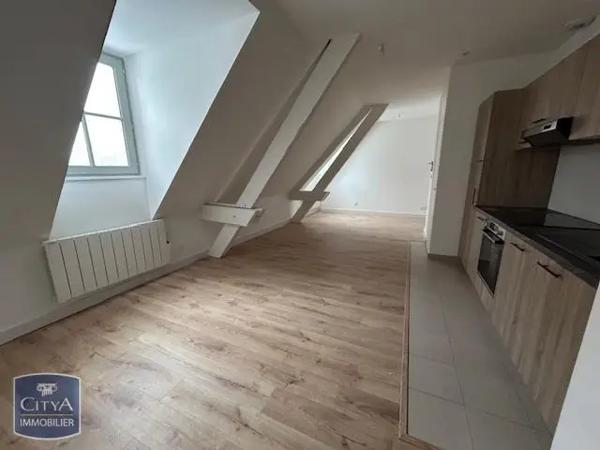 Appartement à louer 1 pièce 33.8m²