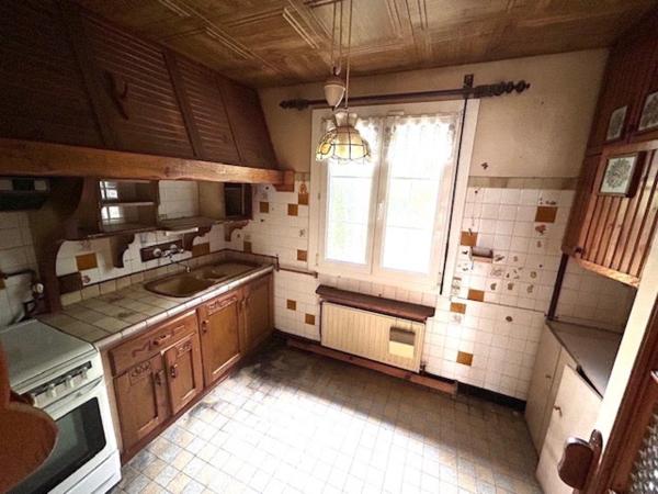 Maison à Compiègne, 60200 - 5 pièces 80m²