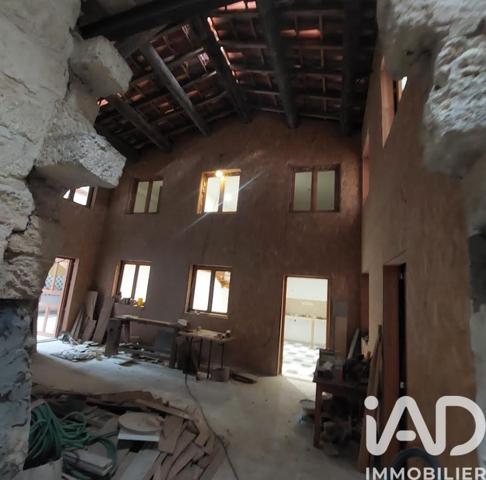 Maison à vendre 19 pièces 415 m² Beauvoisin