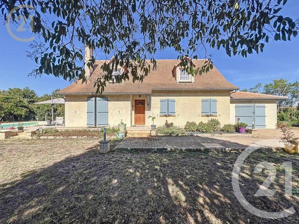Maison à vendre  6 pièces - 159,67 m 2   ST SEURIN SUR L ISLE  - 33