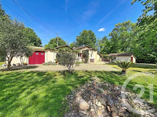 Maison à vendre  6 pièces - 159,67 m 2   ST SEURIN SUR L ISLE  - 33