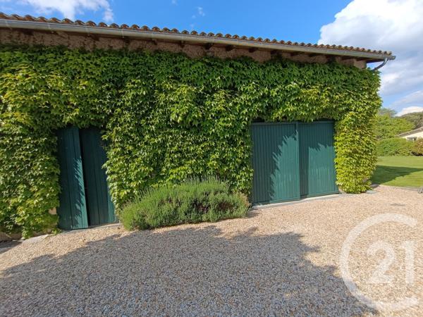 Maison à vendre  6 pièces - 159,67 m 2   ST SEURIN SUR L ISLE  - 33