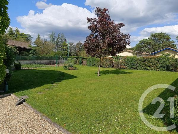 Maison à vendre  6 pièces - 159,67 m 2   ST SEURIN SUR L ISLE  - 33
