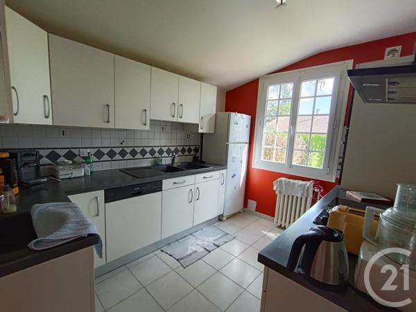 Maison à vendre  6 pièces - 159,67 m 2   ST SEURIN SUR L ISLE  - 33