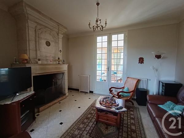 Maison à vendre  6 pièces - 159,67 m 2   ST SEURIN SUR L ISLE  - 33