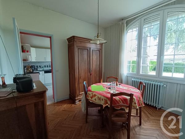 Maison à vendre  6 pièces - 159,67 m 2   ST SEURIN SUR L ISLE  - 33
