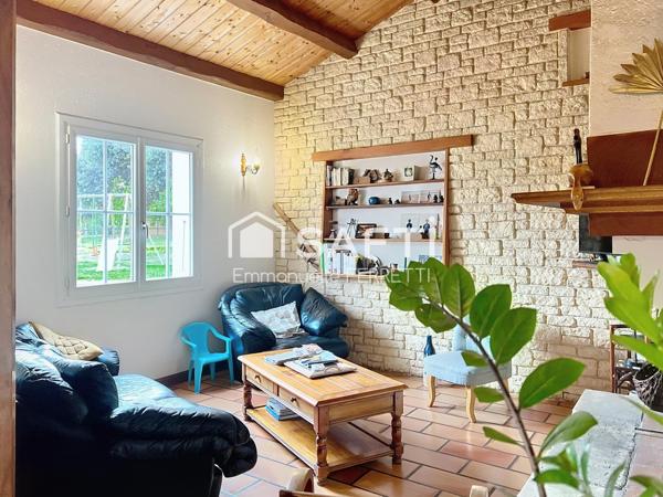 Propriété familiale avec piscine proche des plages !