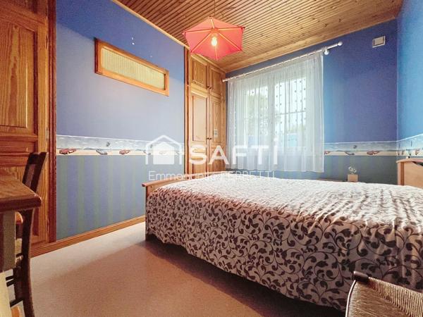 Propriété familiale avec piscine proche des plages !