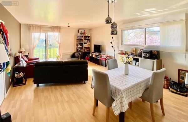 Appartement à vendre à Le Rheu en Ille-et-Vilaine (35650), ref : 048-V1143M