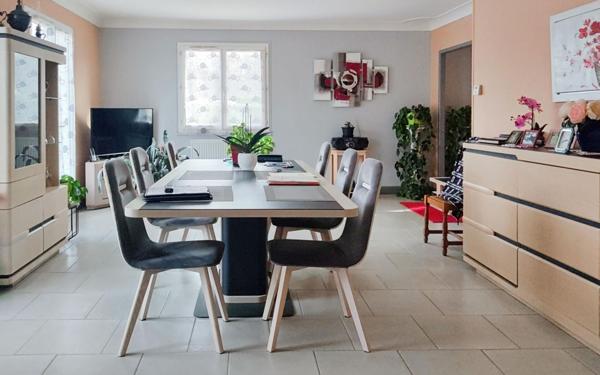 Maison à vendre    5 pièces •  Saint-Astier