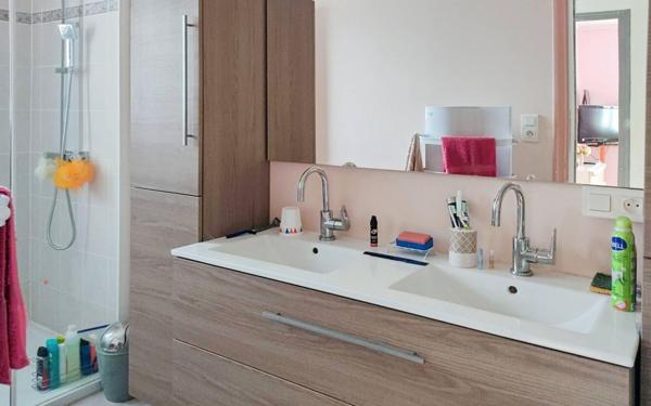 Maison à vendre    5 pièces •  Saint-Astier