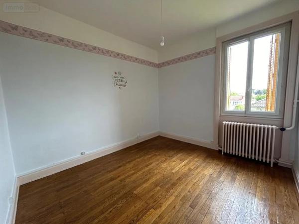 Location - Appartement Saint-Denis-lès-Bourg 01000 3 pièces 79 m 2