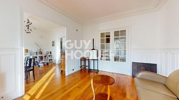 APPARTEMENT 4 PIECES - IMMEUBLE HAUSSMANNIEN - MAIRIE D'AUBERVILLIERS