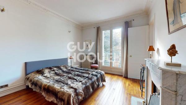 APPARTEMENT 4 PIECES - IMMEUBLE HAUSSMANNIEN - MAIRIE D'AUBERVILLIERS